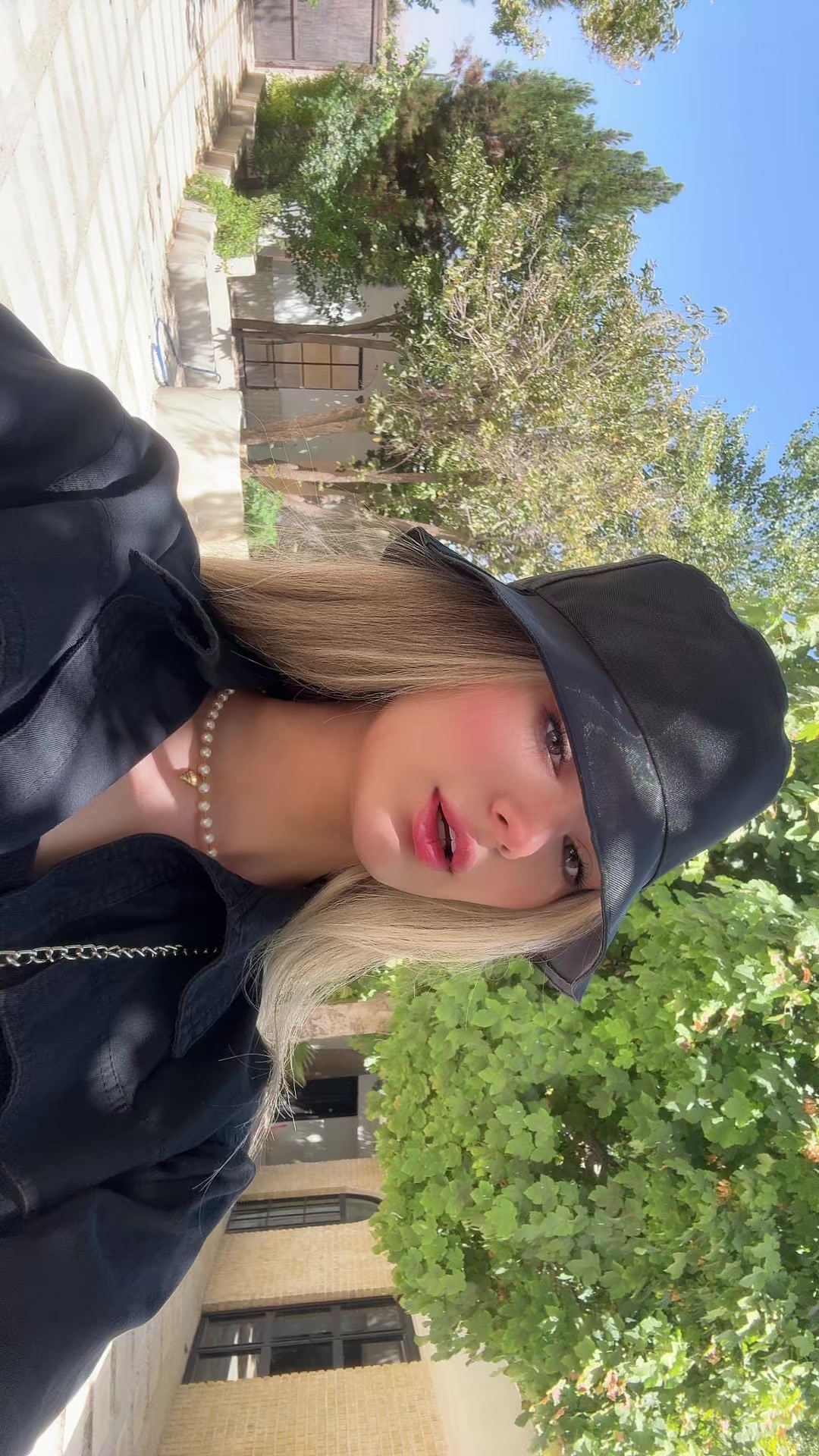 @Yasllina
