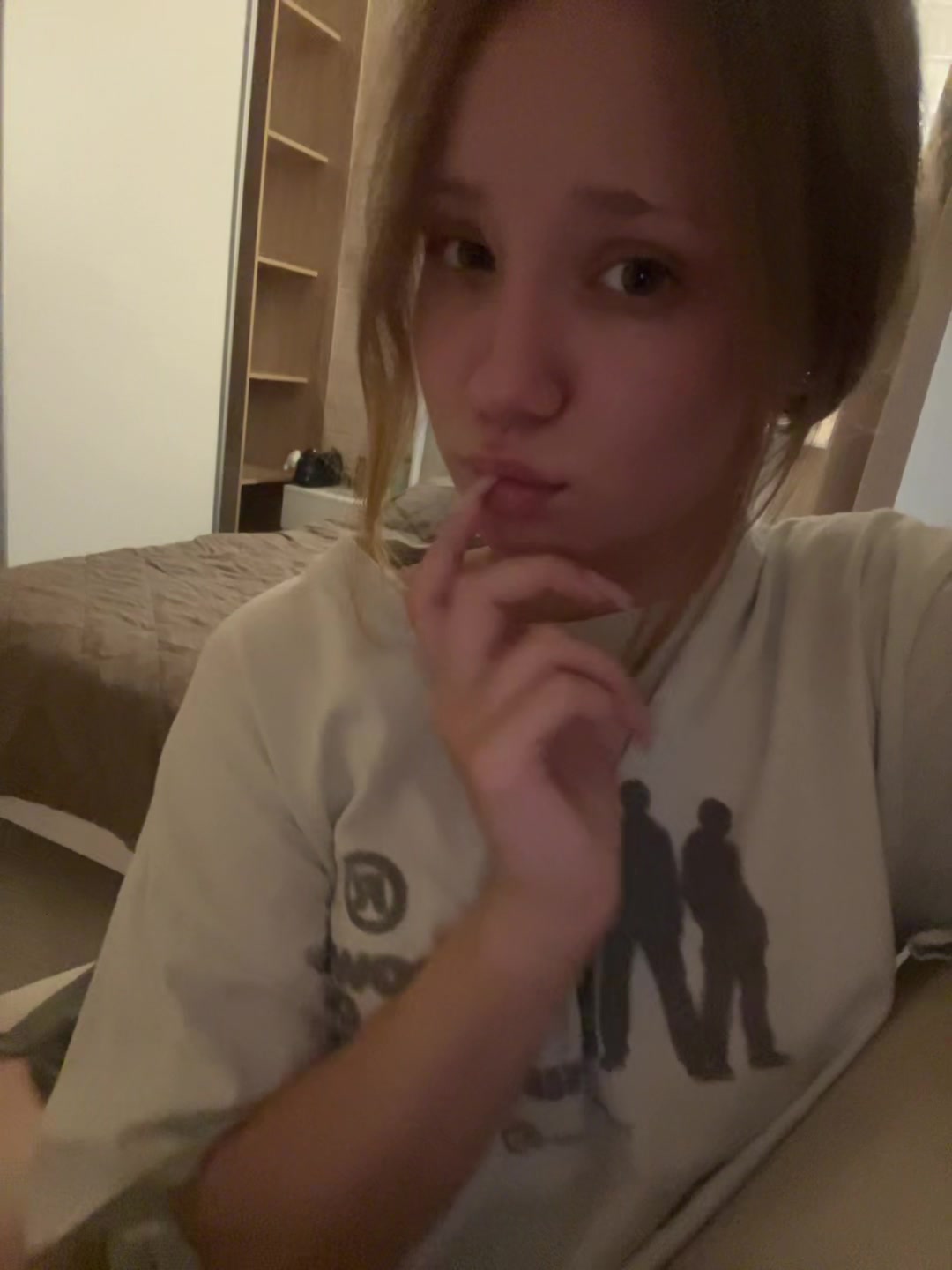 @polinovaa
