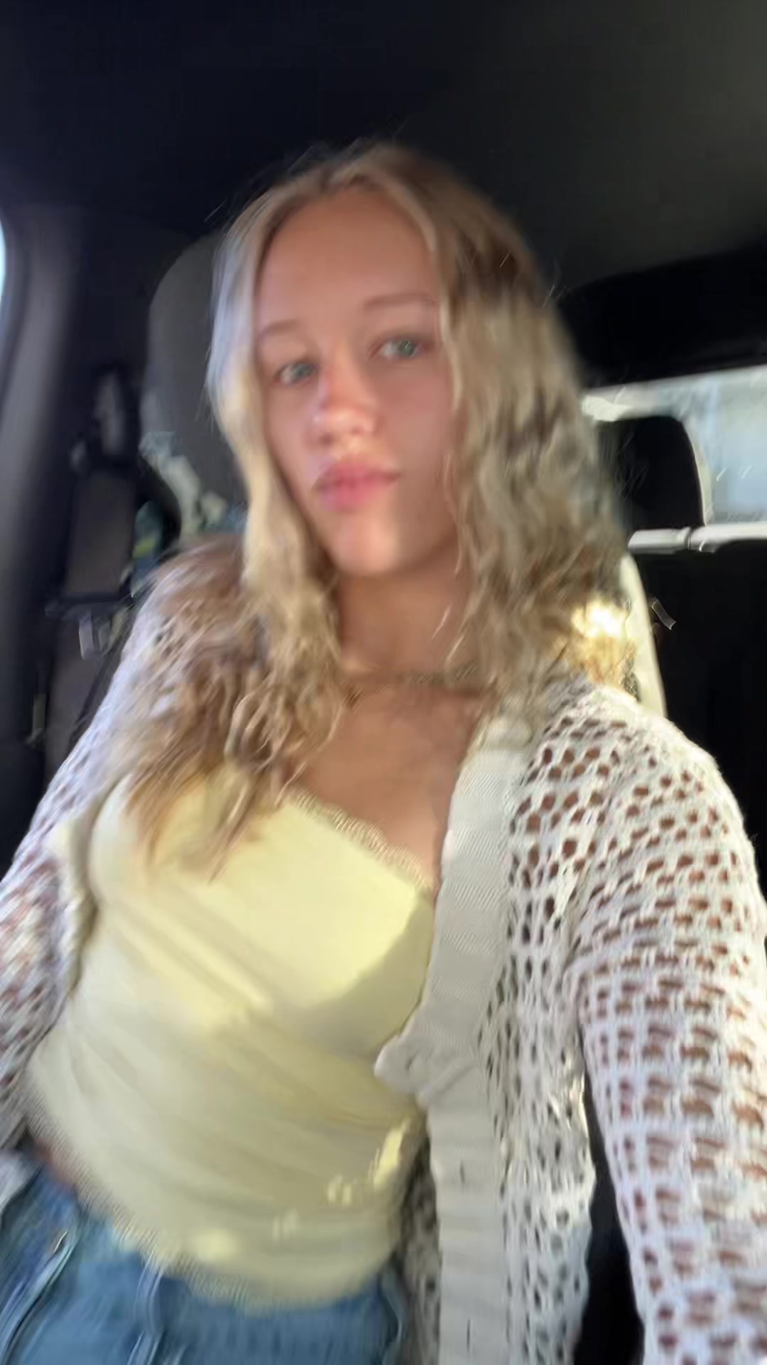 @Ella 🫧