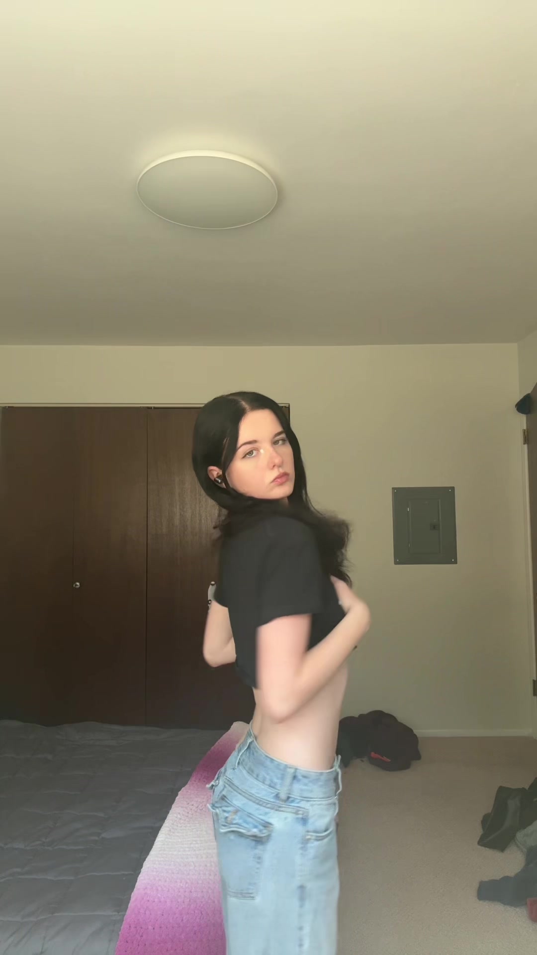@Violet