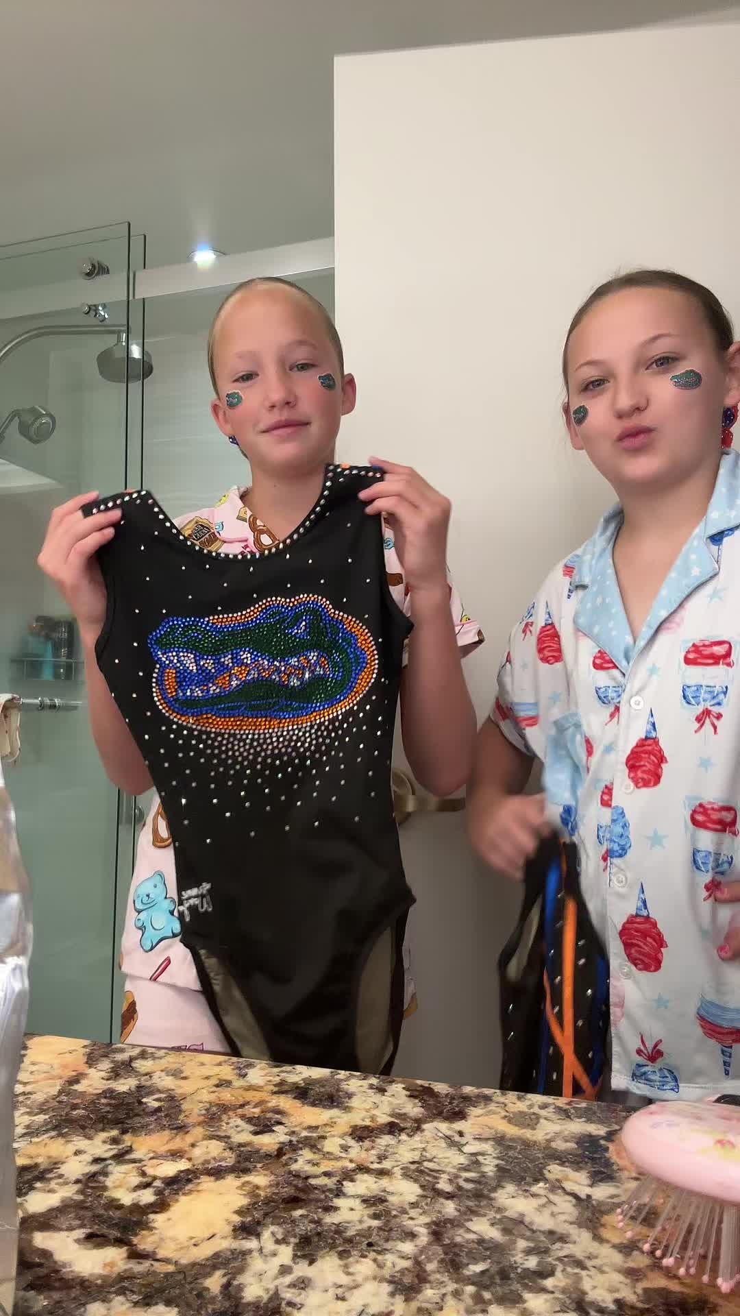 @maddie_is_a_gymnast✝️