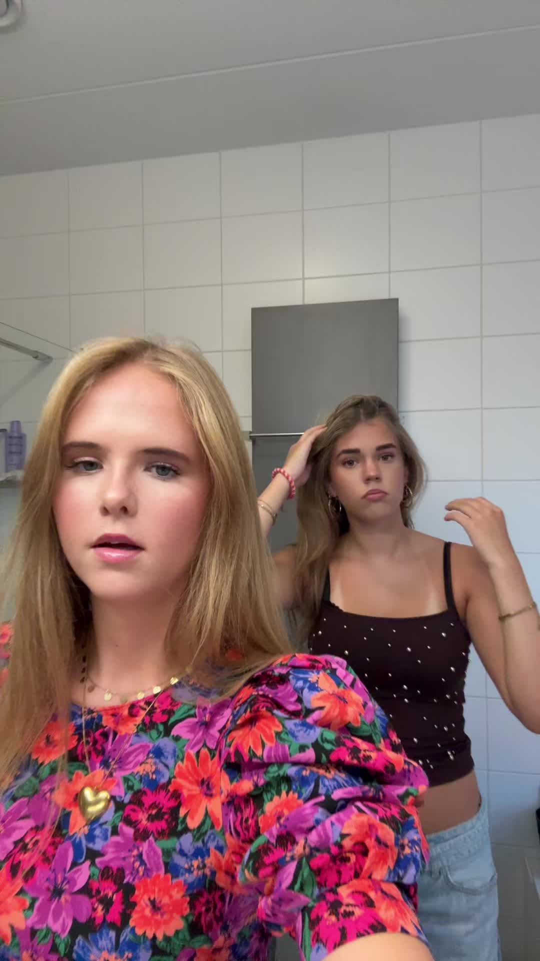 @Babezzzz🥂🥂🥂