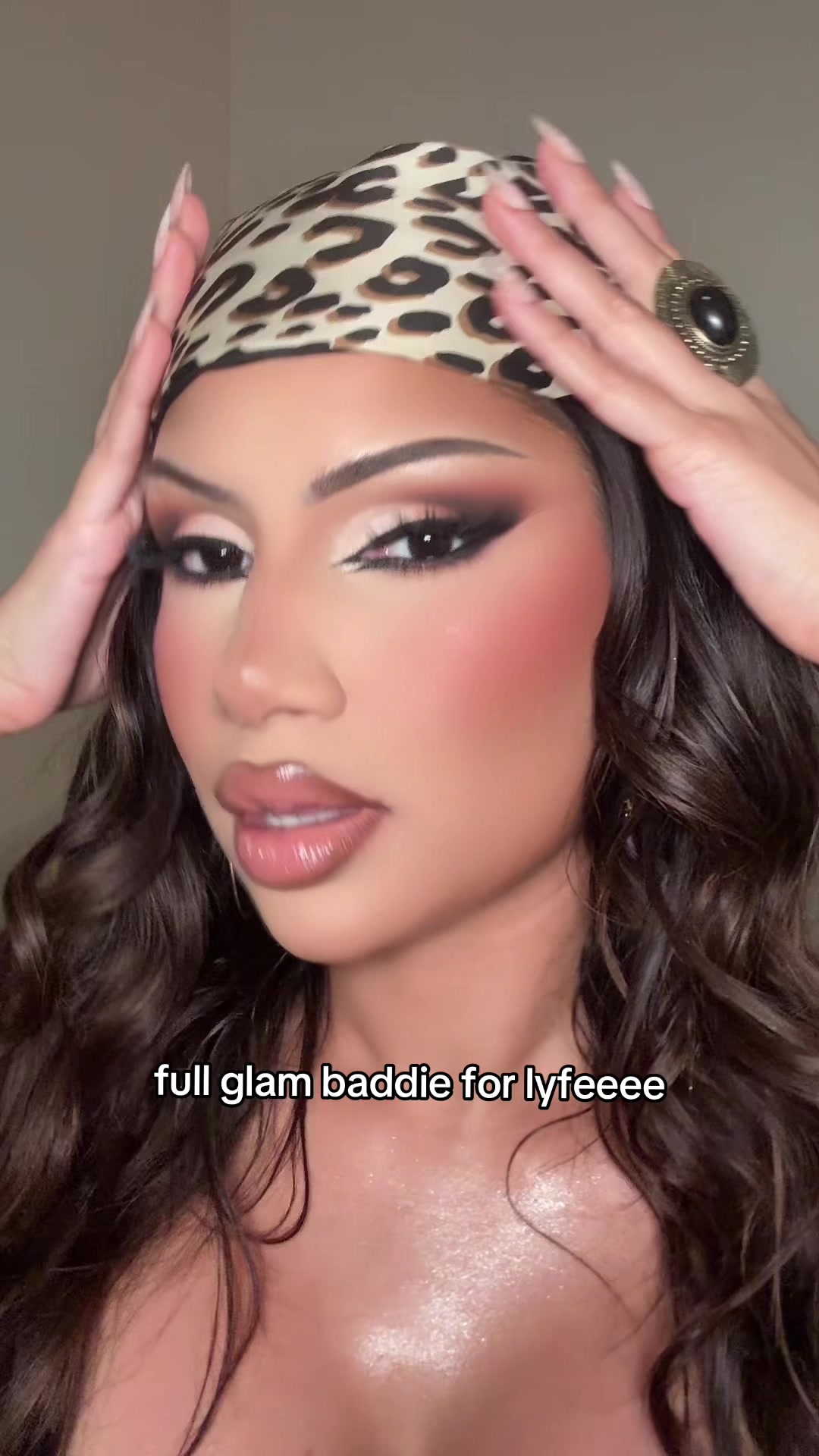 @Makeupbyalinna