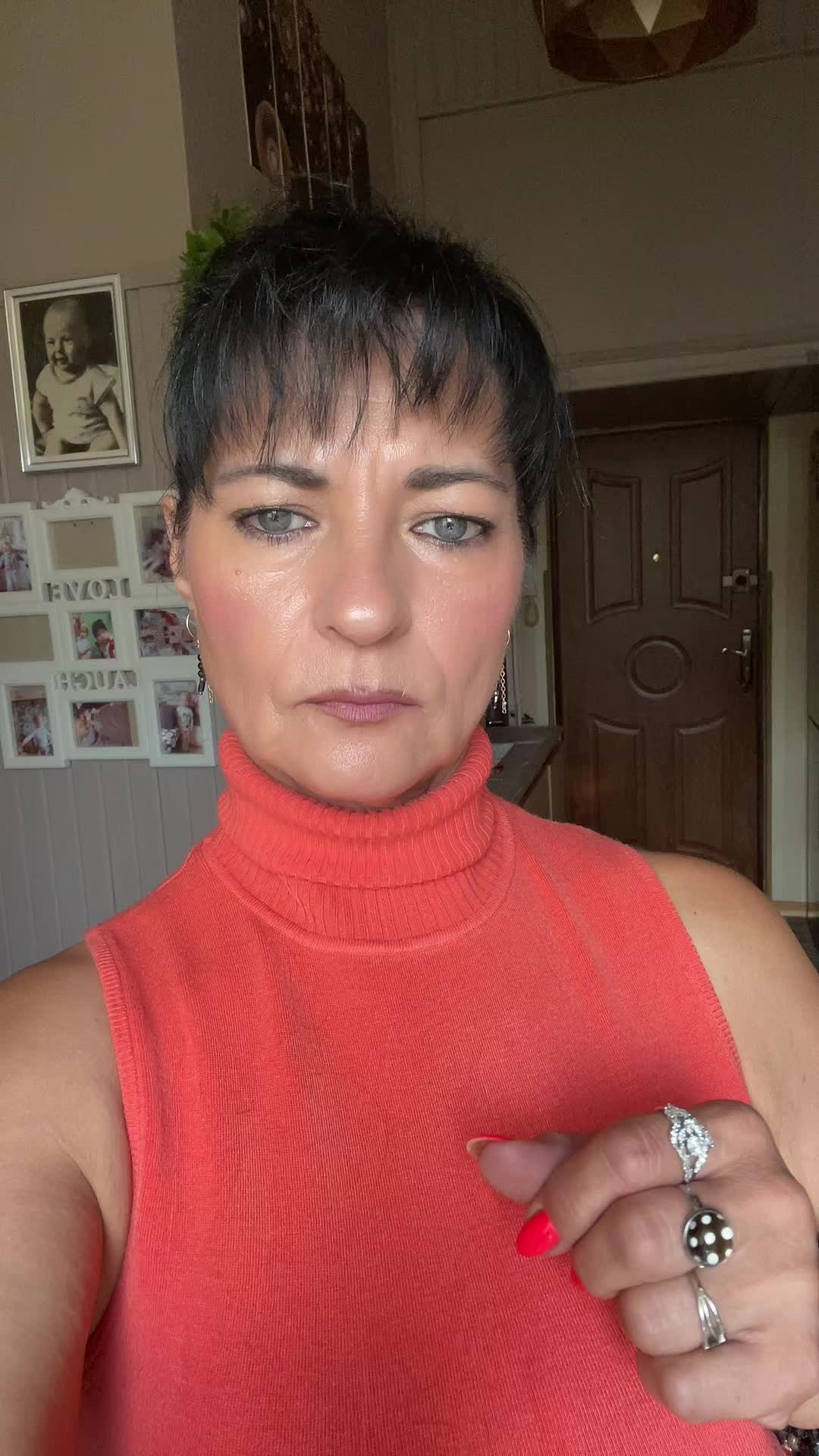 @Róża _Queen 🌹👑