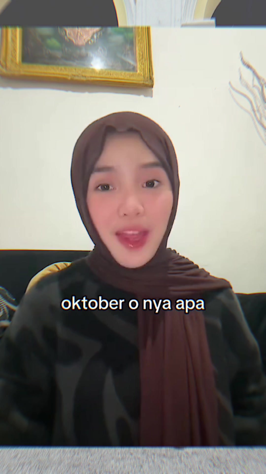@queentie_
