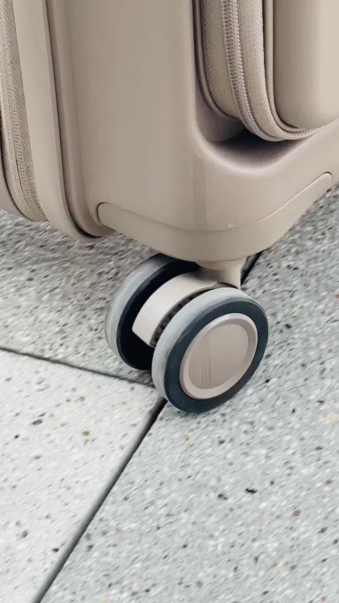 @Mr luggage