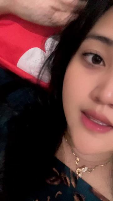 @Tiyaaaa_a