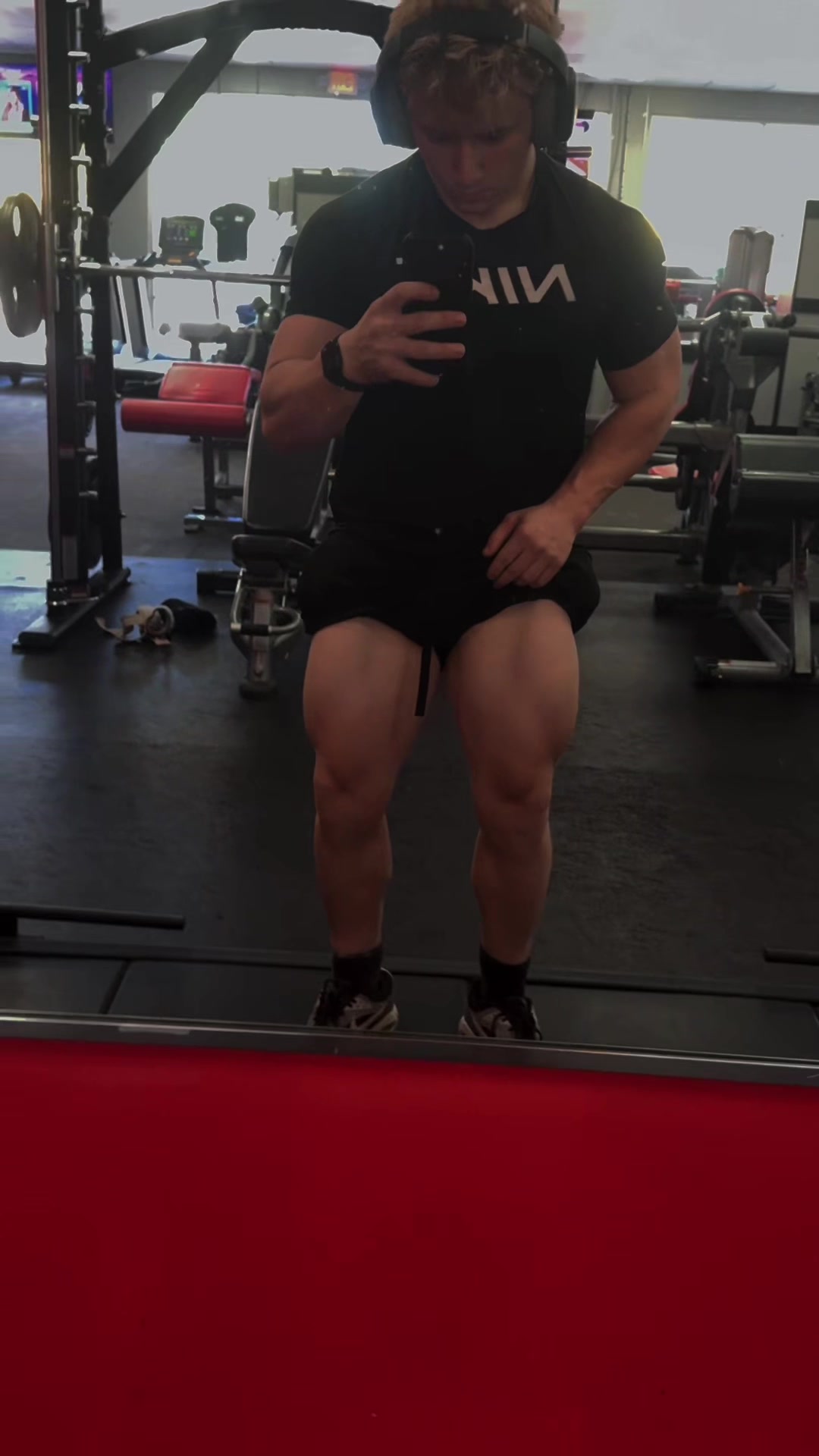 @Smallguygavin 🧬