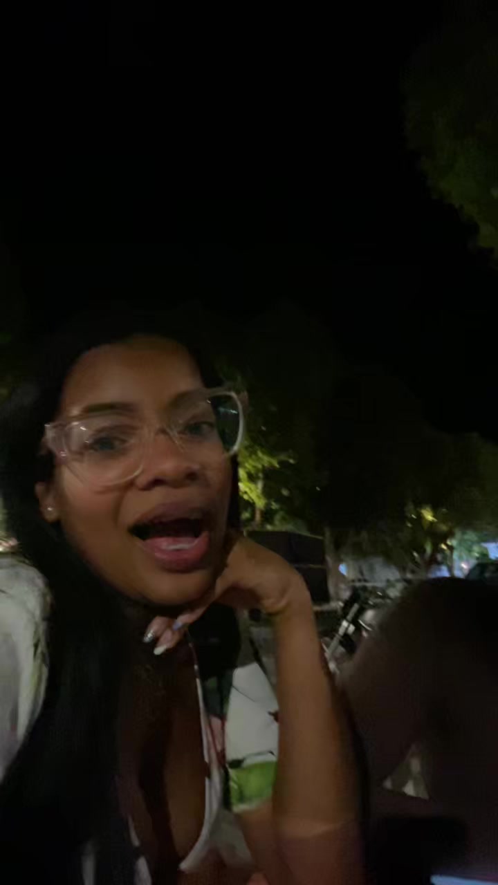 @caroolqueiroz_