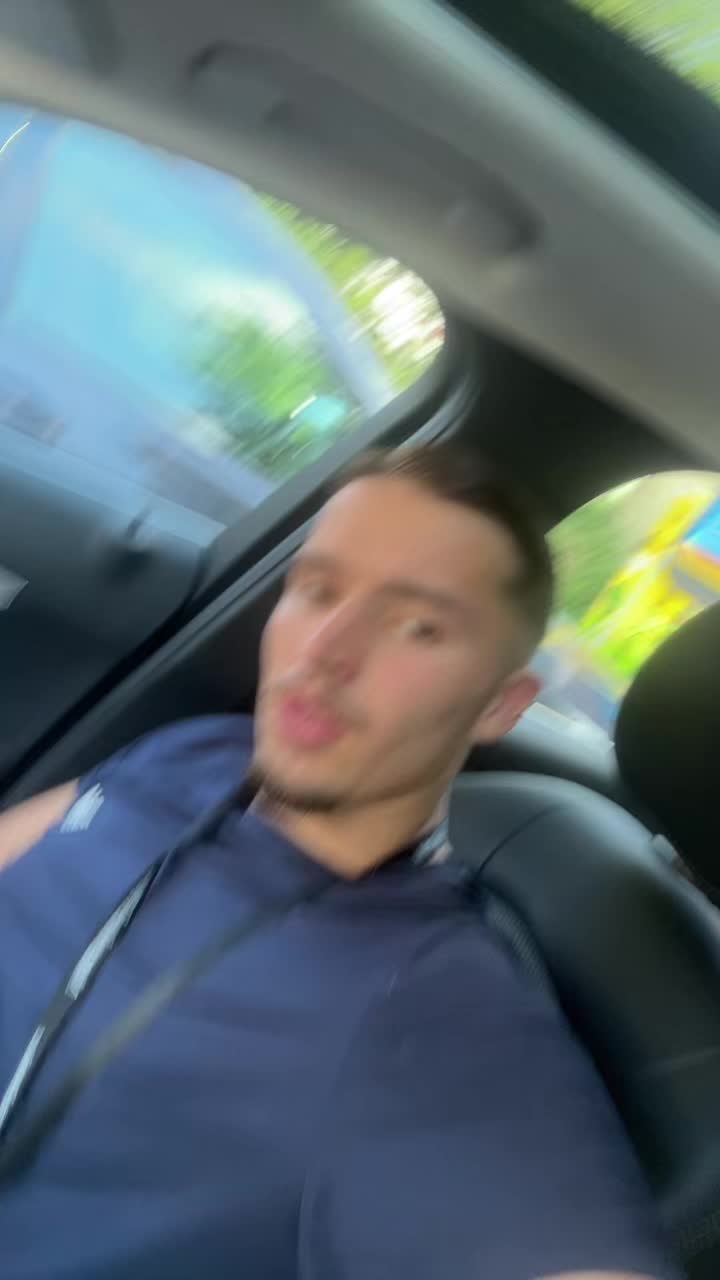 @𝑳𝒐𝒏𝒊_𝒔𝒎𝒍