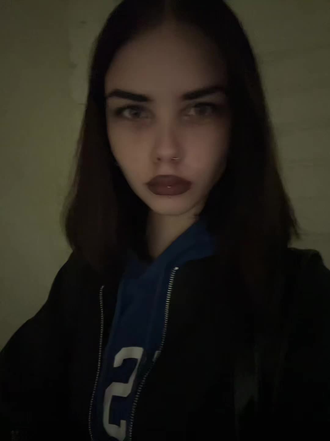@алисия