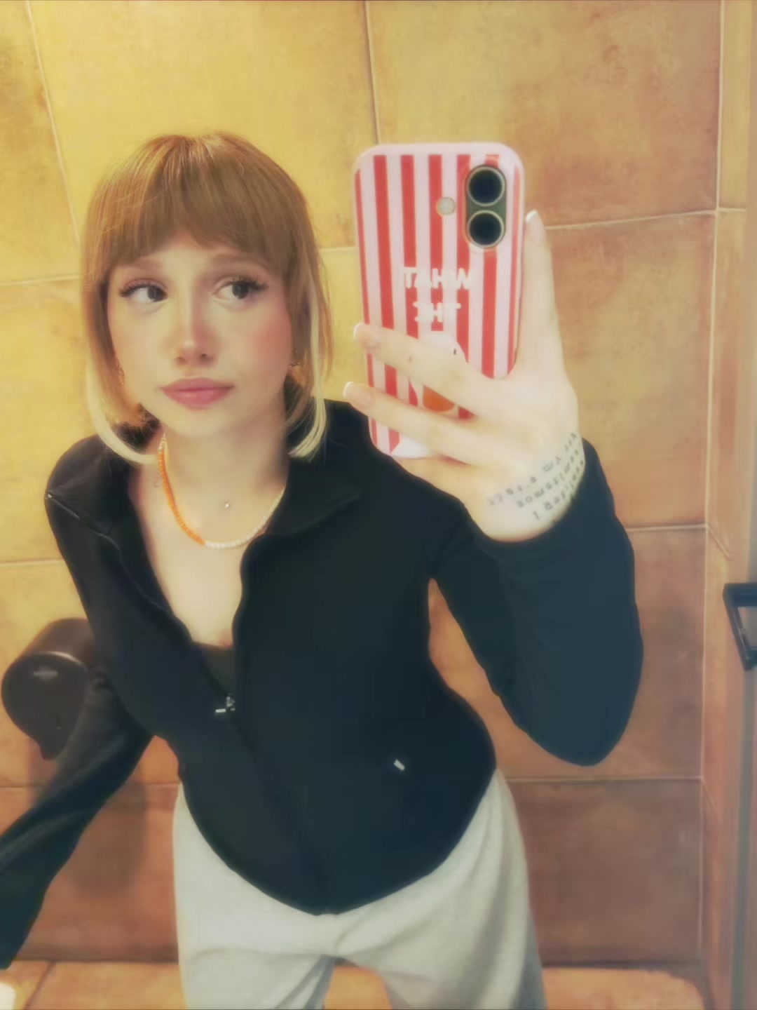 @🤡