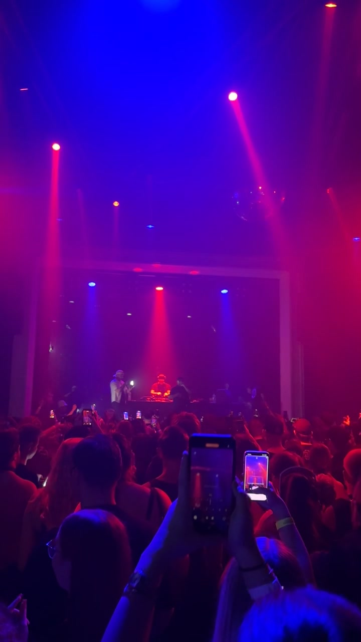 @mia