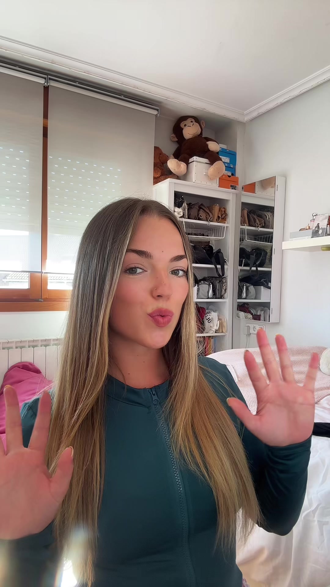 @lau alonso