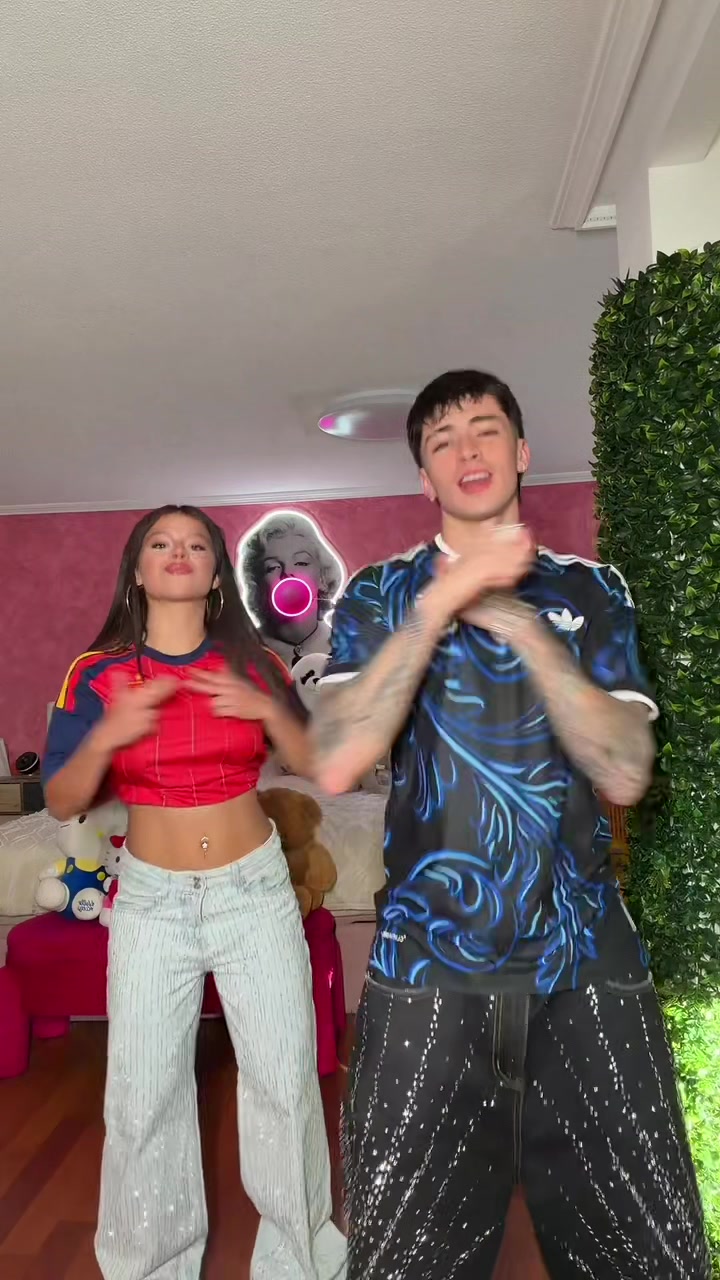 @Lautygram