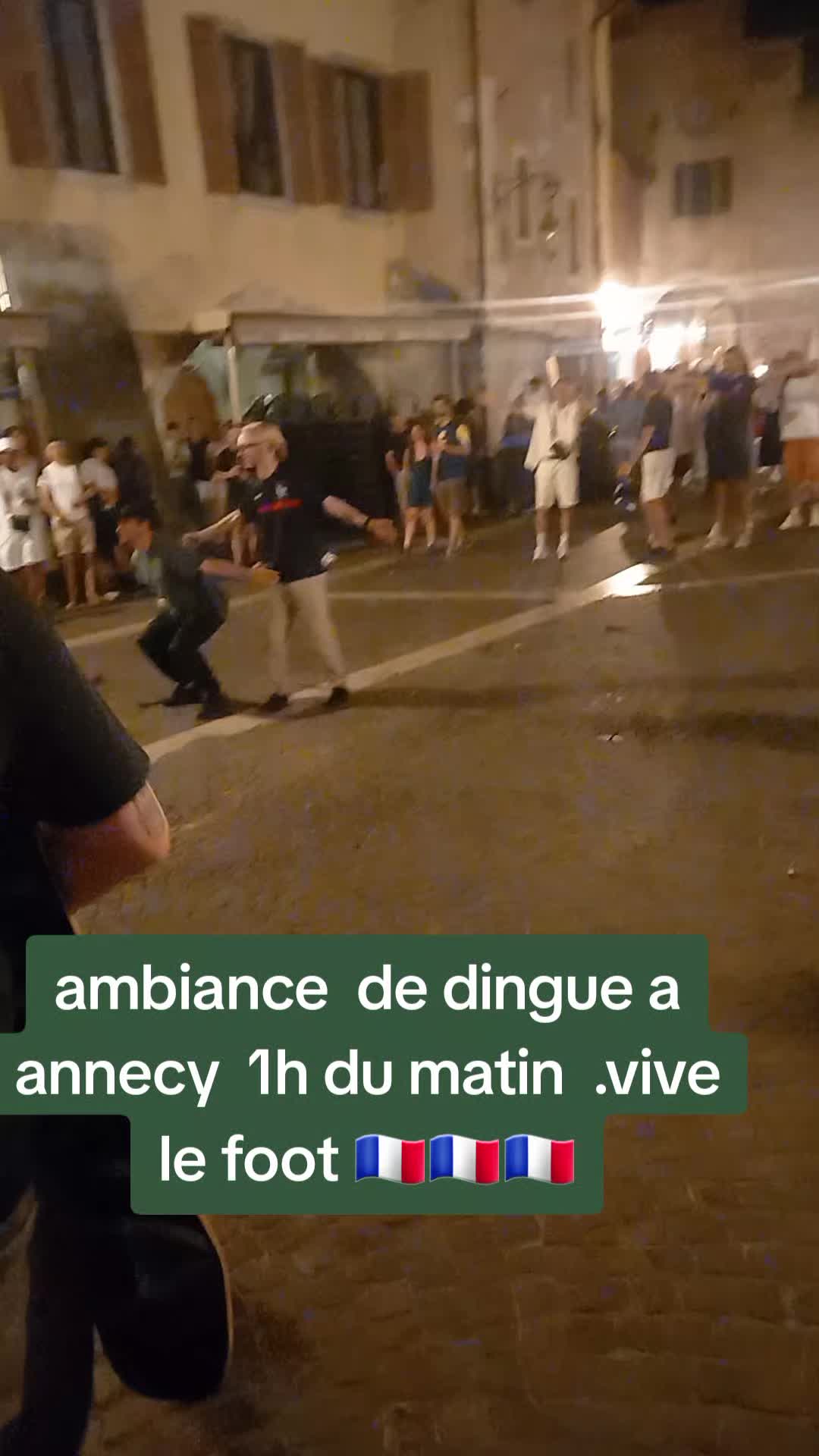@LA VILLE AUX ANNECIENS