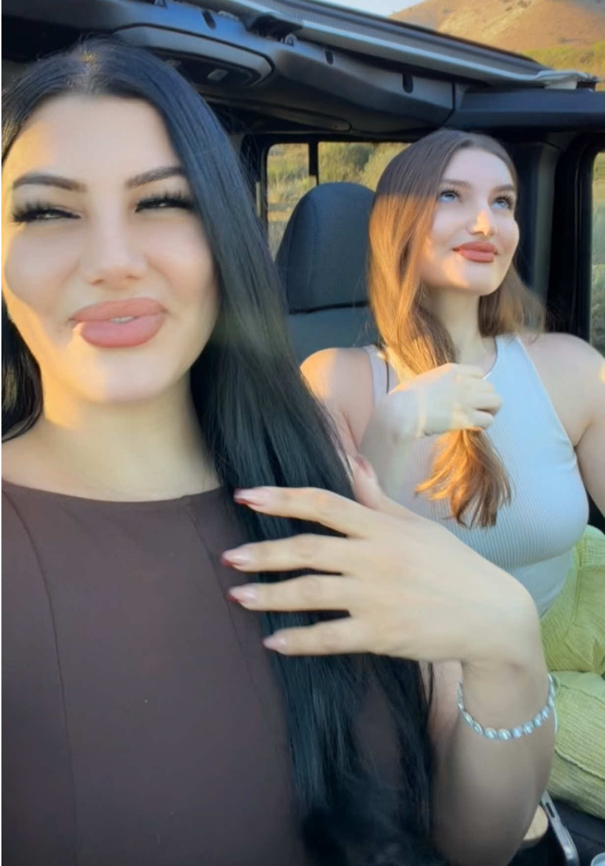 @Reeva 🦢