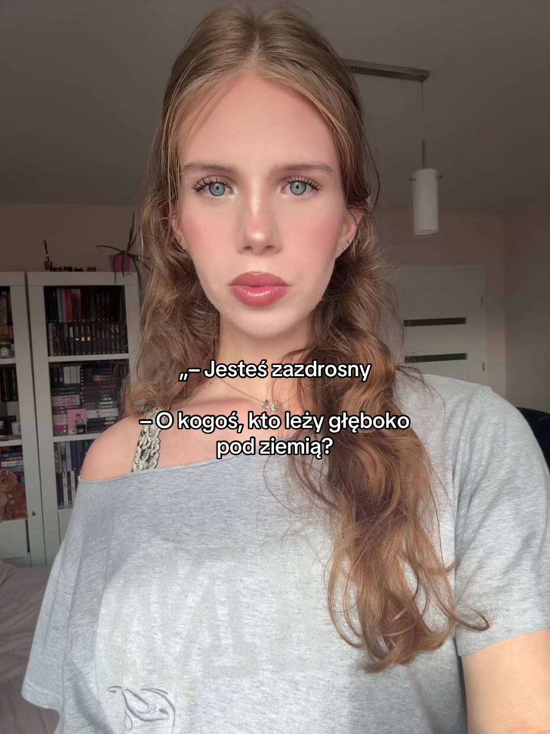 @veronica || booktok