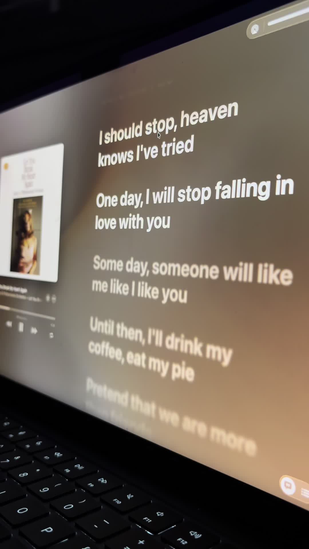 @️
