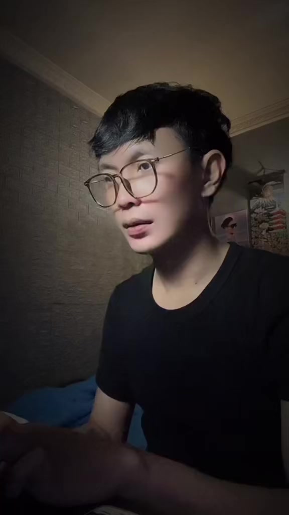 @LEONDRA 🧟&zwj;♂️