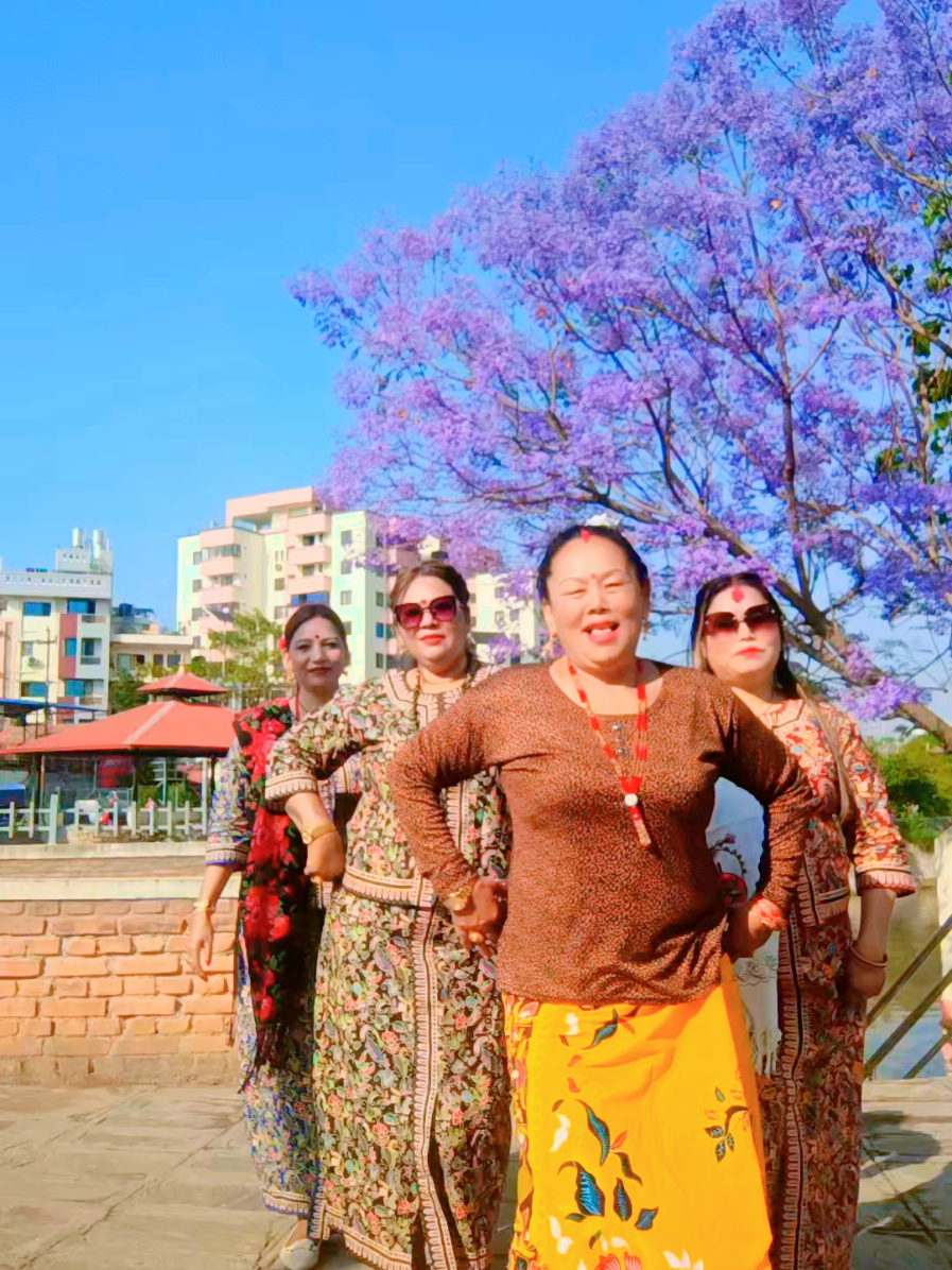 @Dipa limbu❤️💜💙