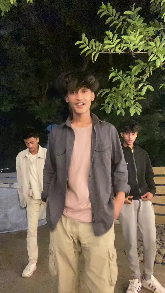 @️