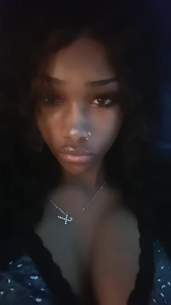 @⃟