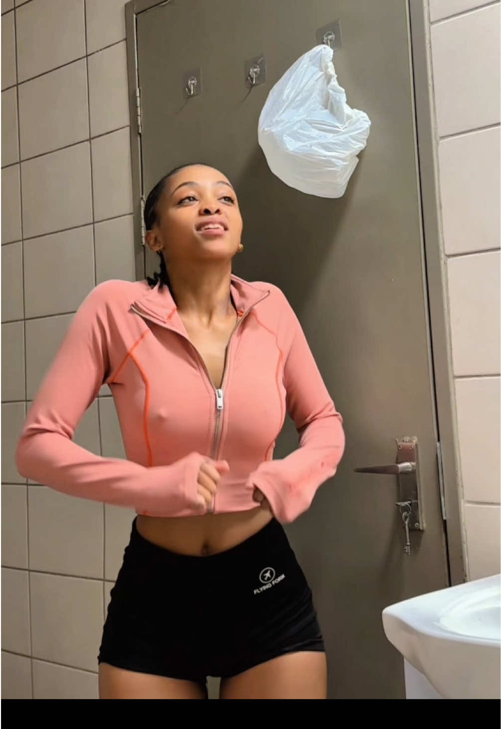 @Thandiswa Khalishwayo