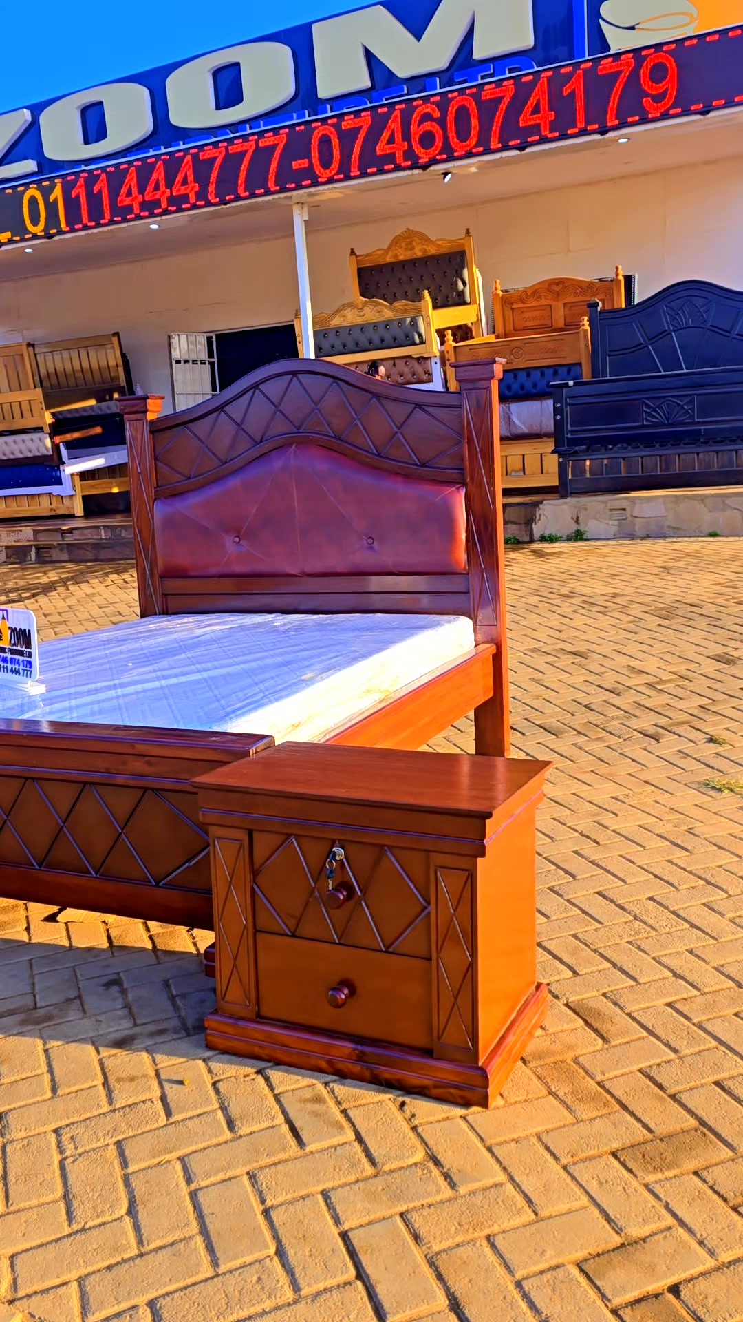 @ZOOM CLASSIC FURNITURE LTD