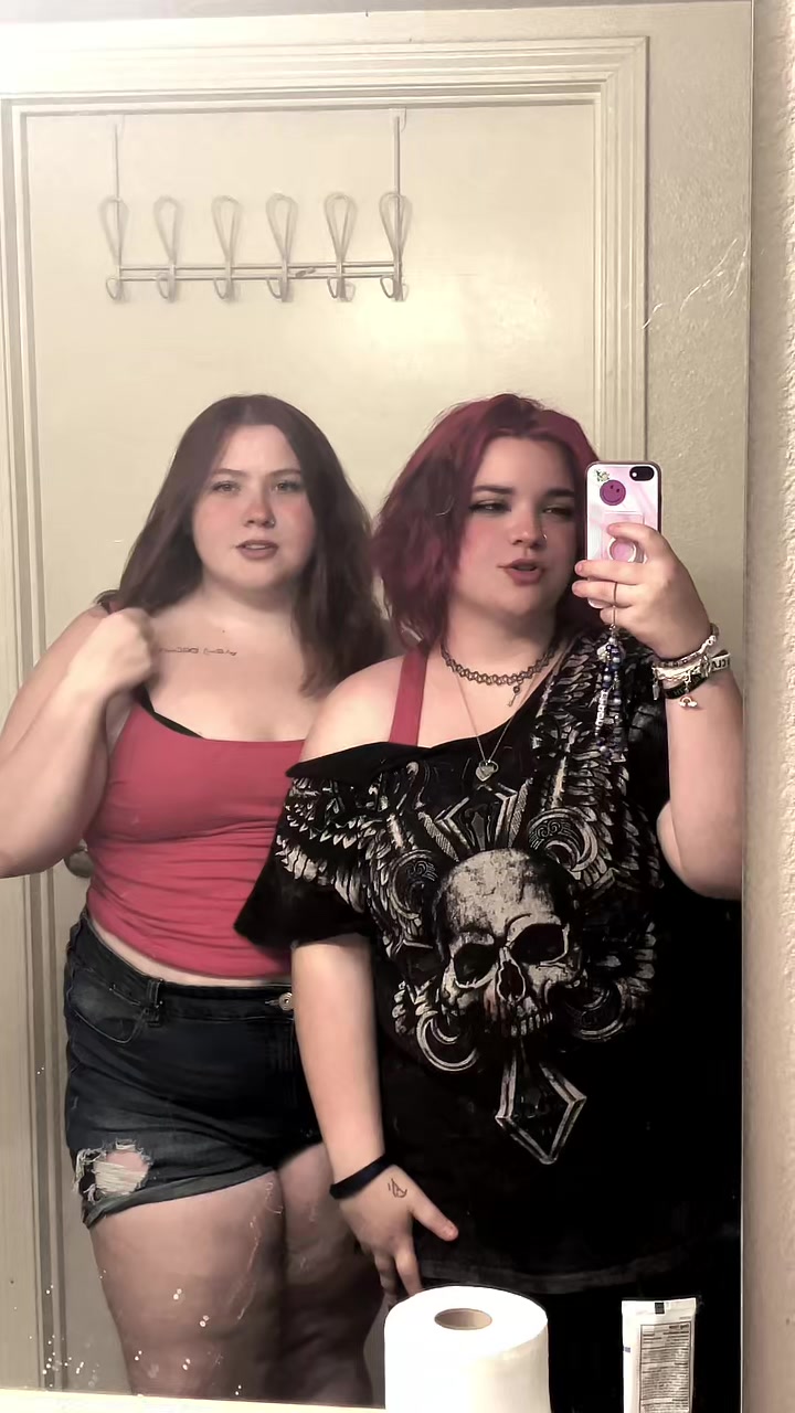 @Charlie 💜🥰