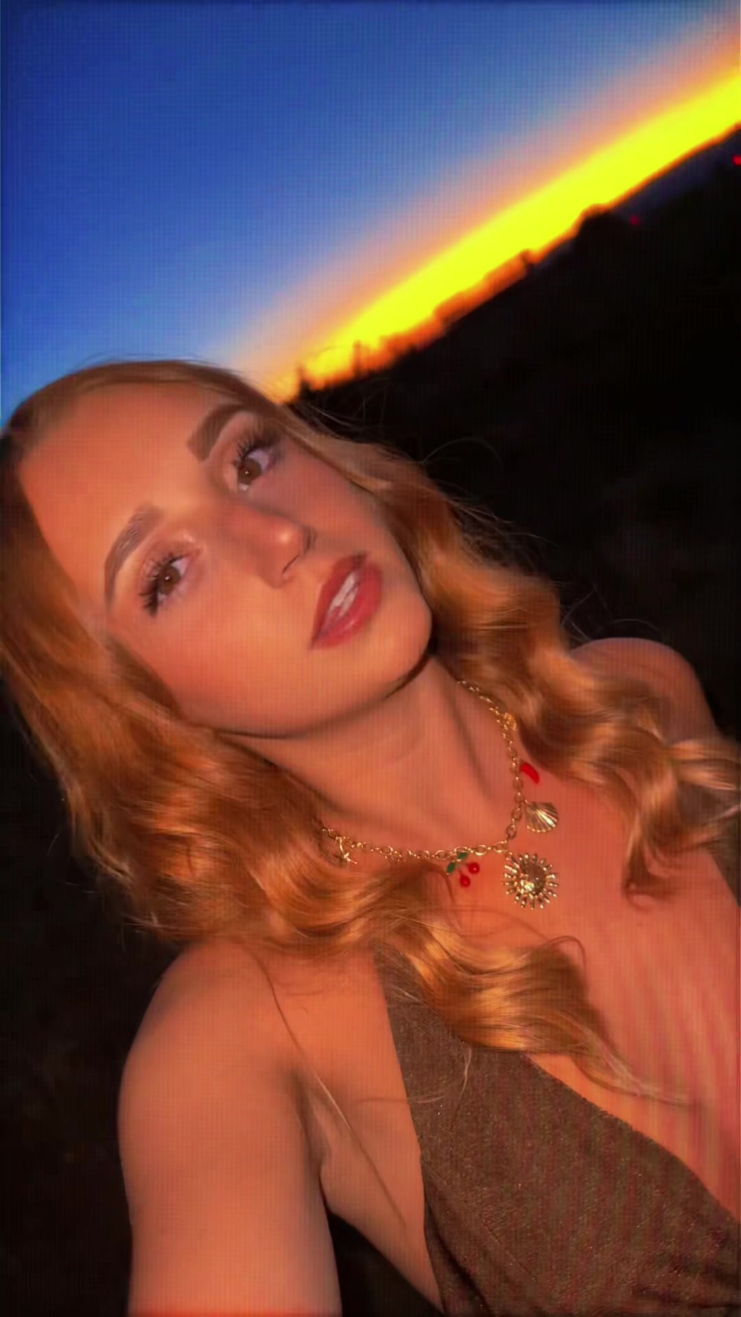 @🥥