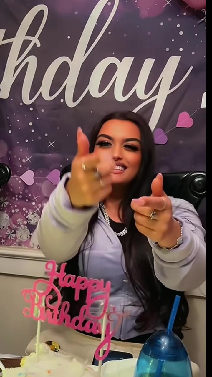 @Aveenax3