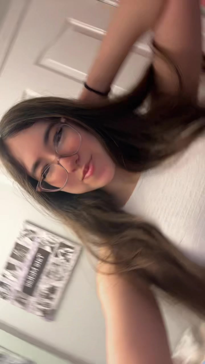@𝒜𝓈𝒽𝓁𝑒𝒾𝑔𝒽 &trade;️ 💋💋💋