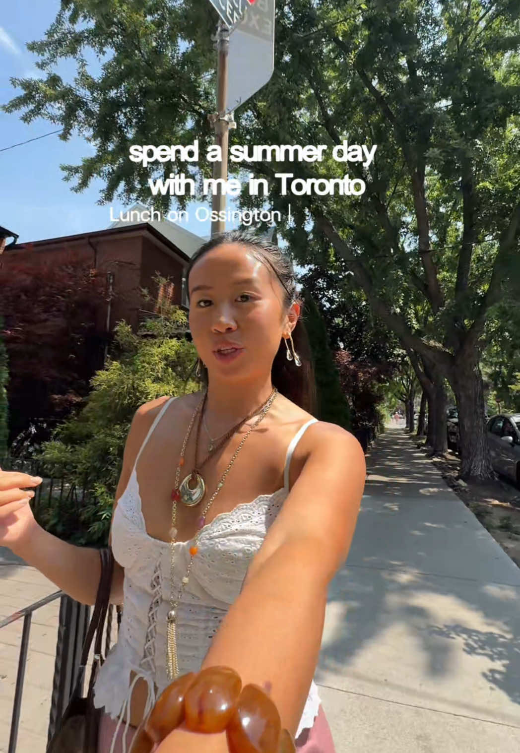 @genevive laurenn