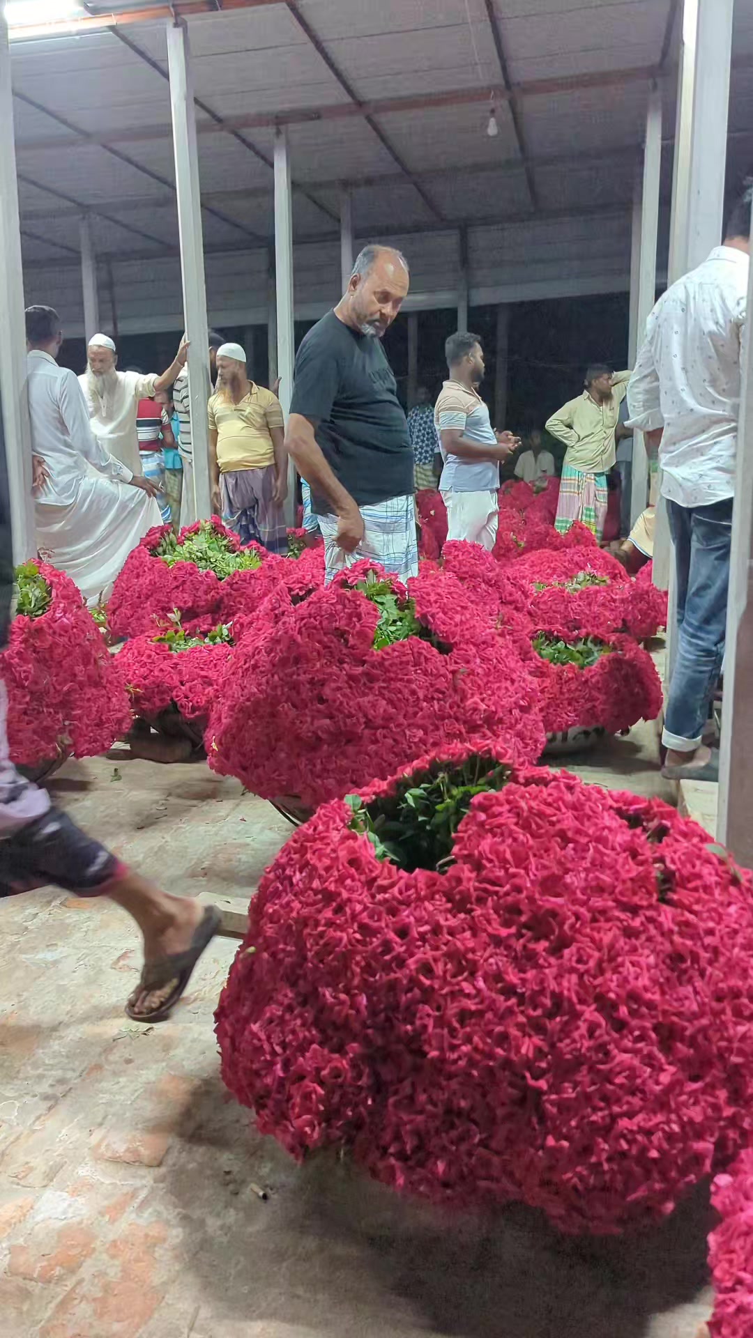 @গোলাপ গ্রাম 🔘