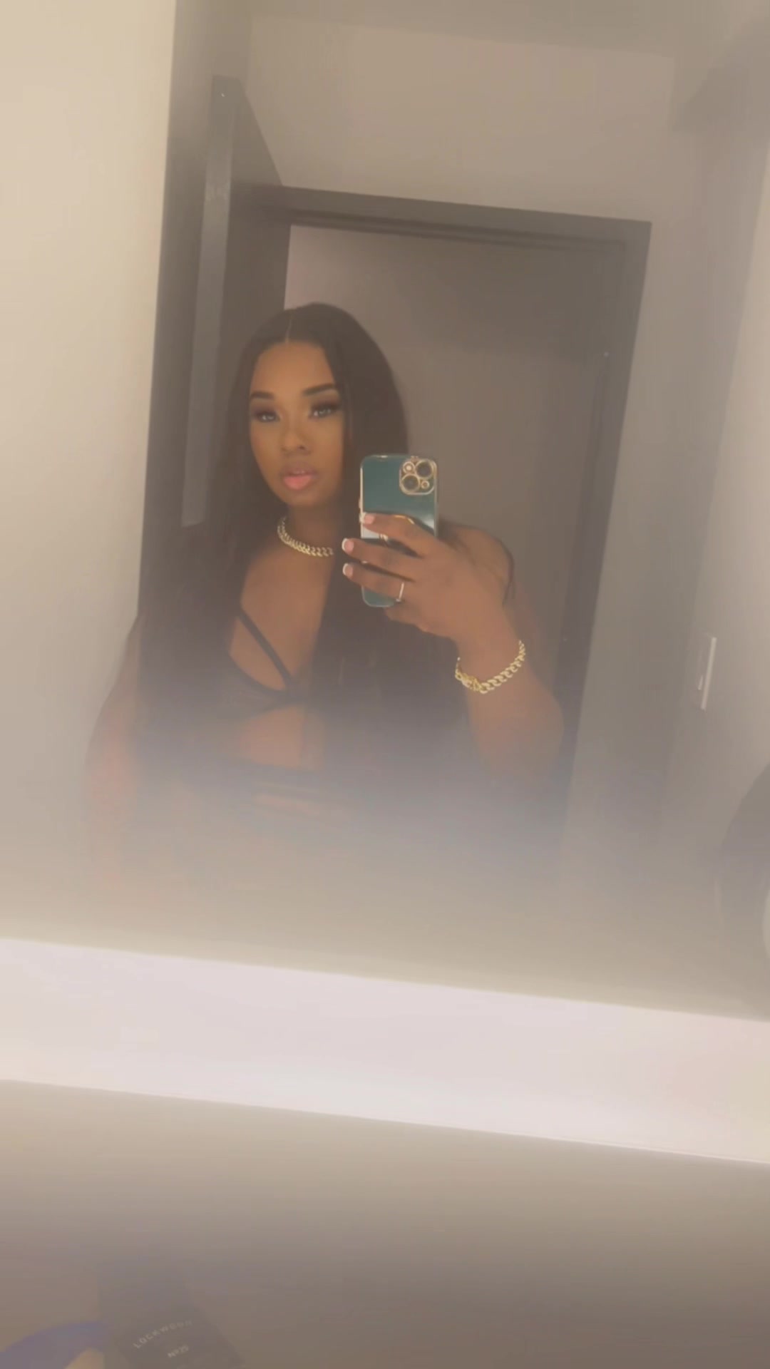 @Nene