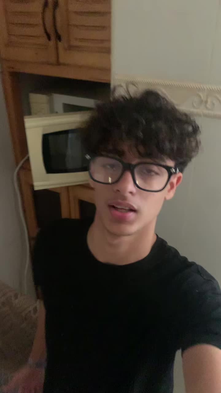 @🤠