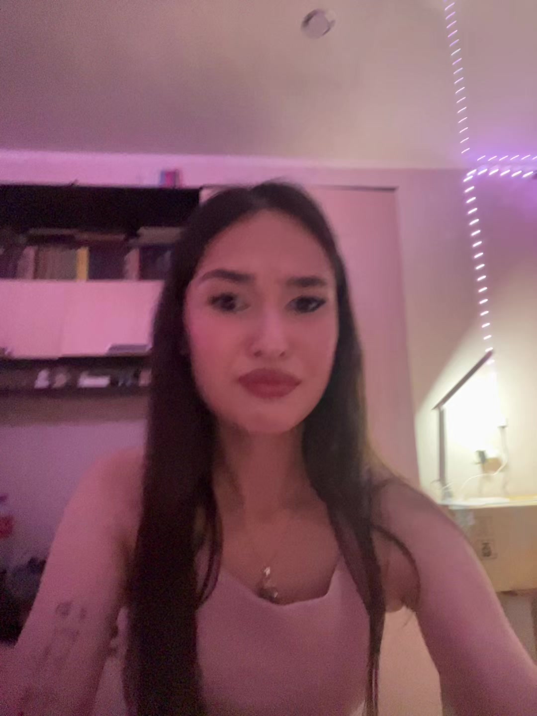 @angelina__2212