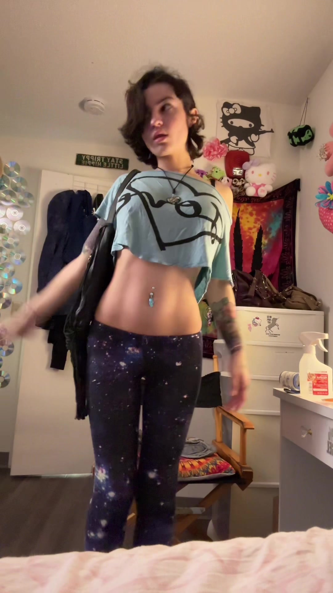 @🦄
