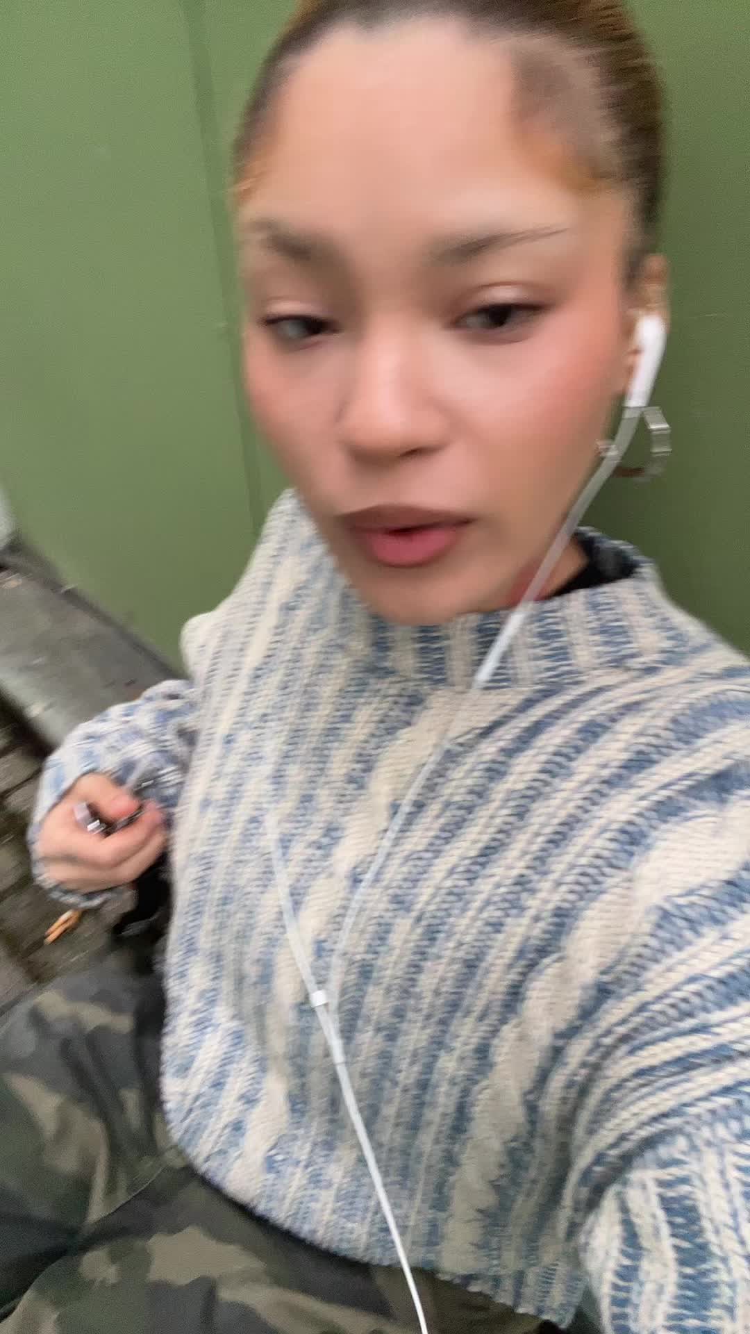 @urgirllovesmyswag