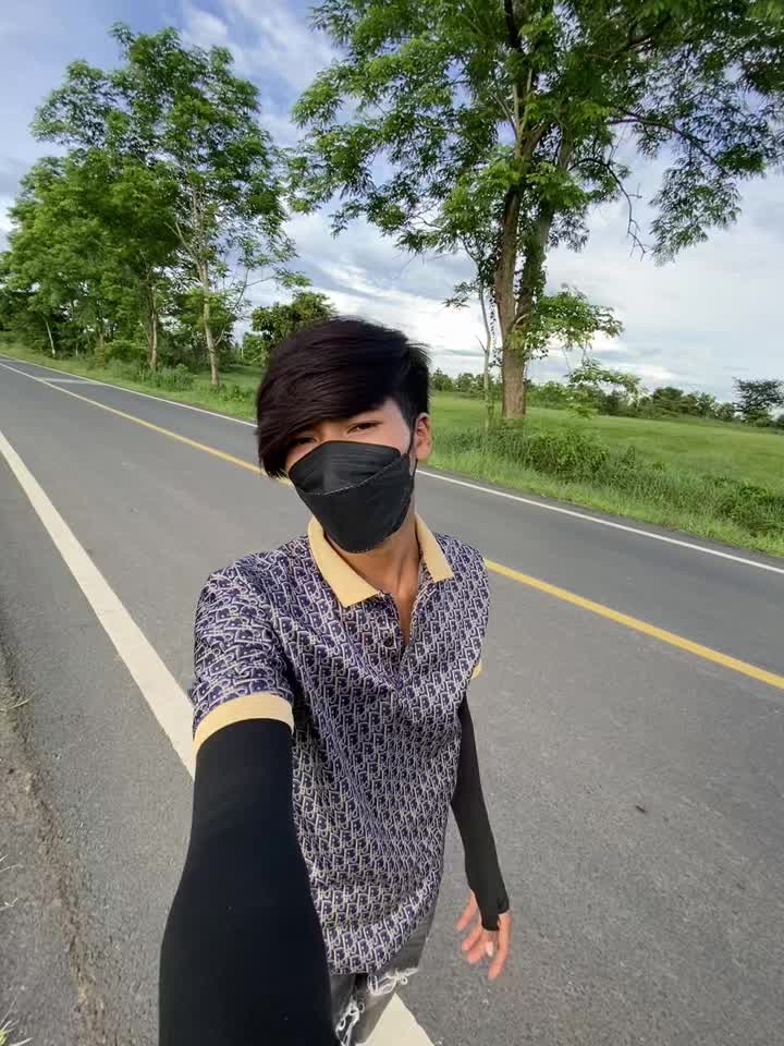 @វិ សាល 🎀 🐷