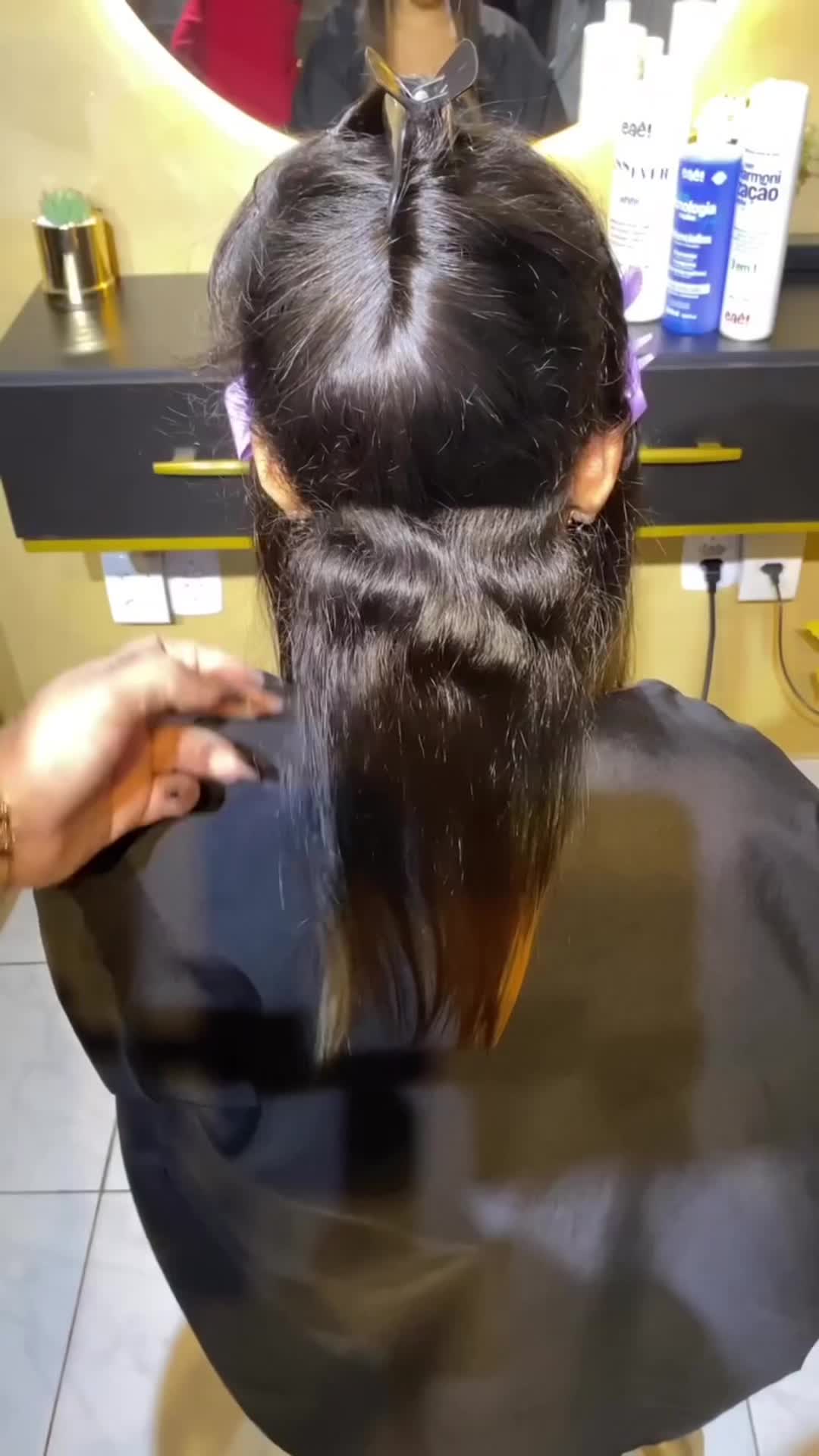 @GlossyGlowHair
