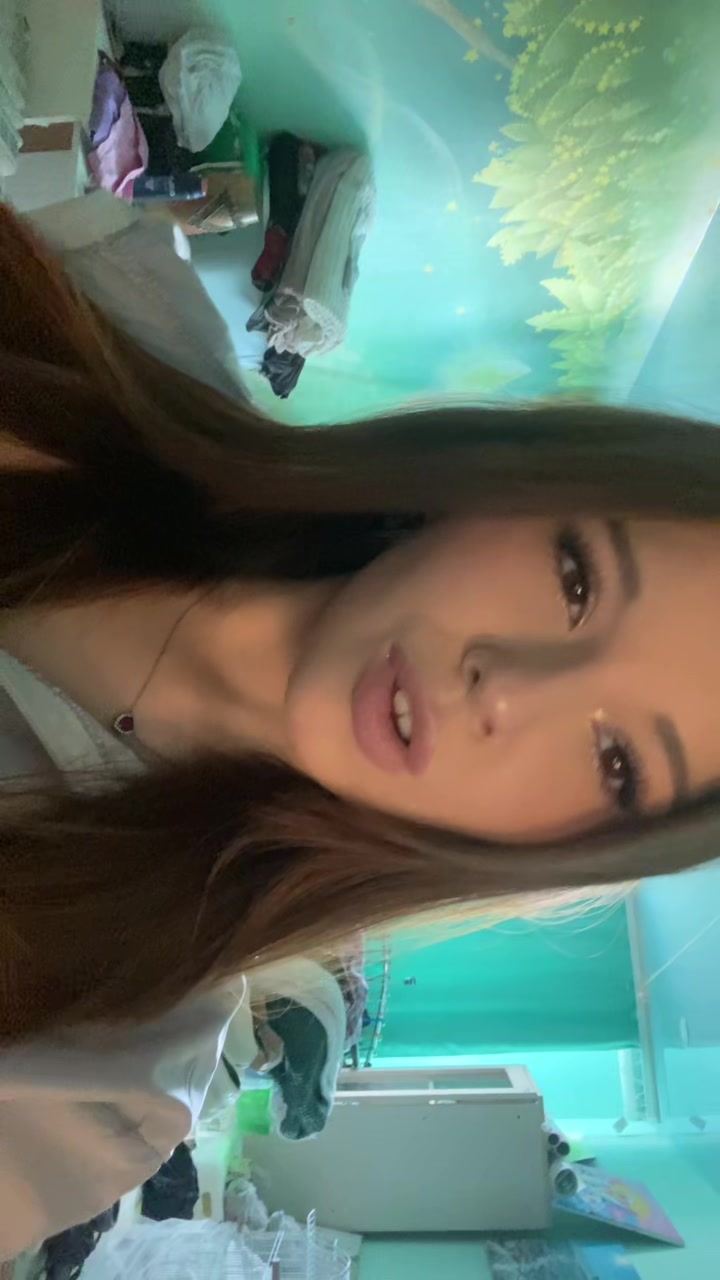 @елагина