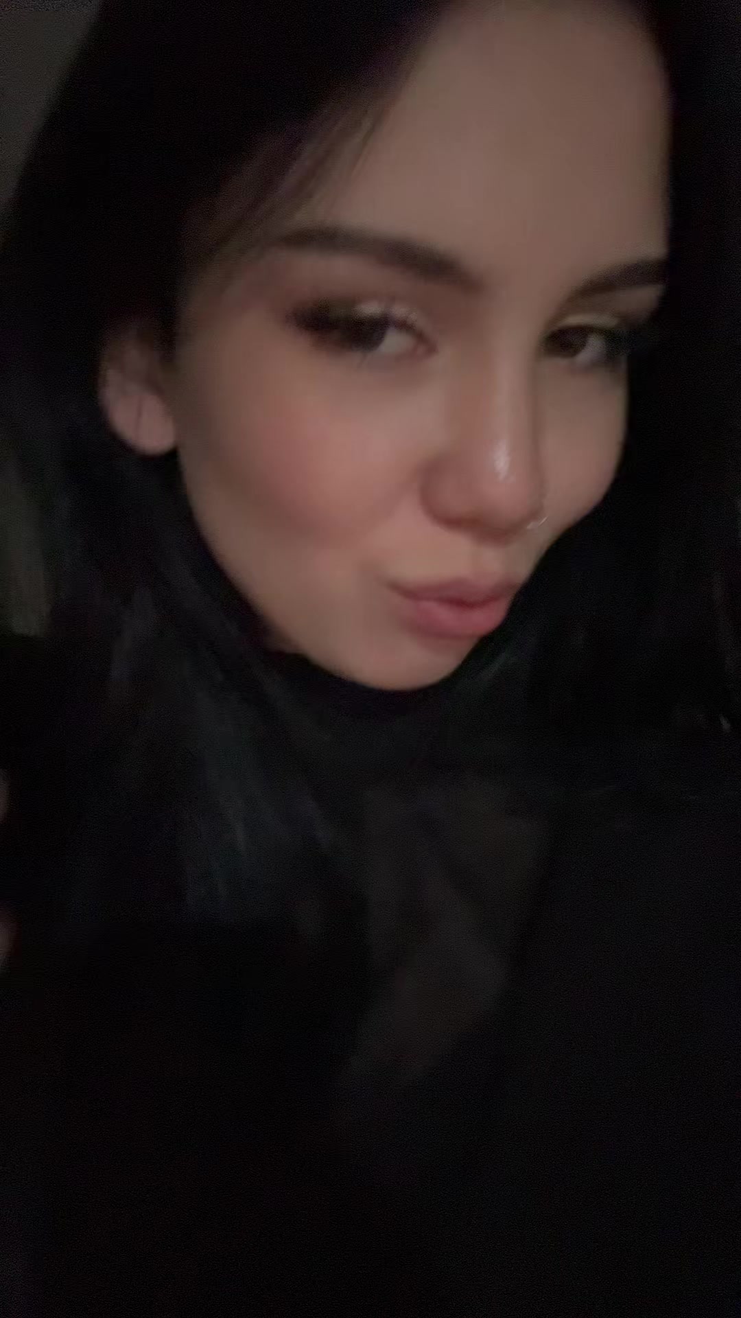 @CRAZY👻