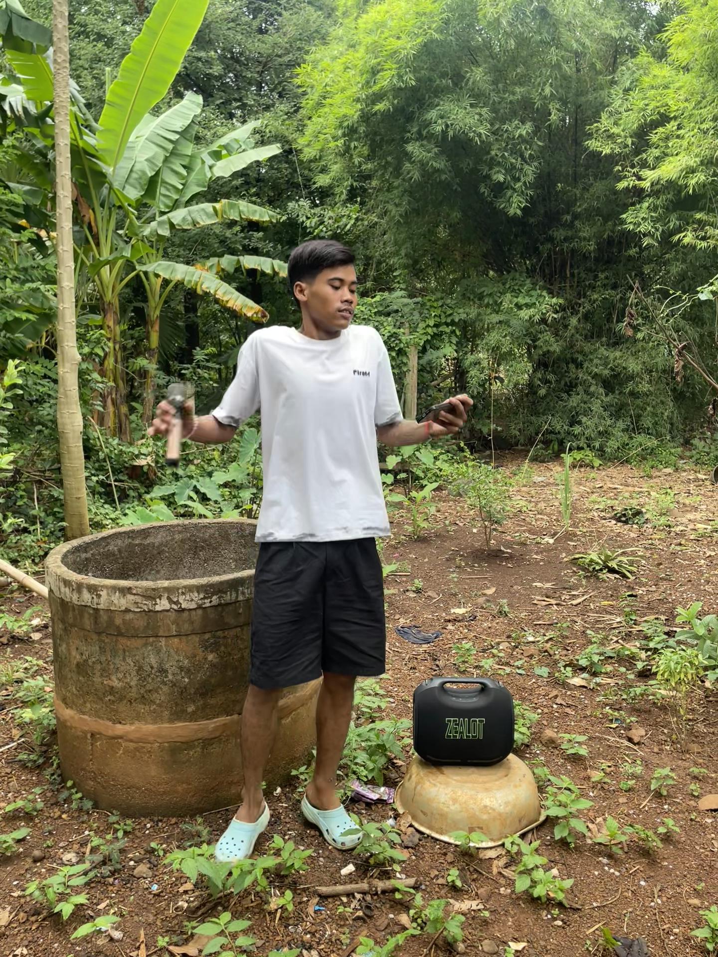 @R&hellip;🦅