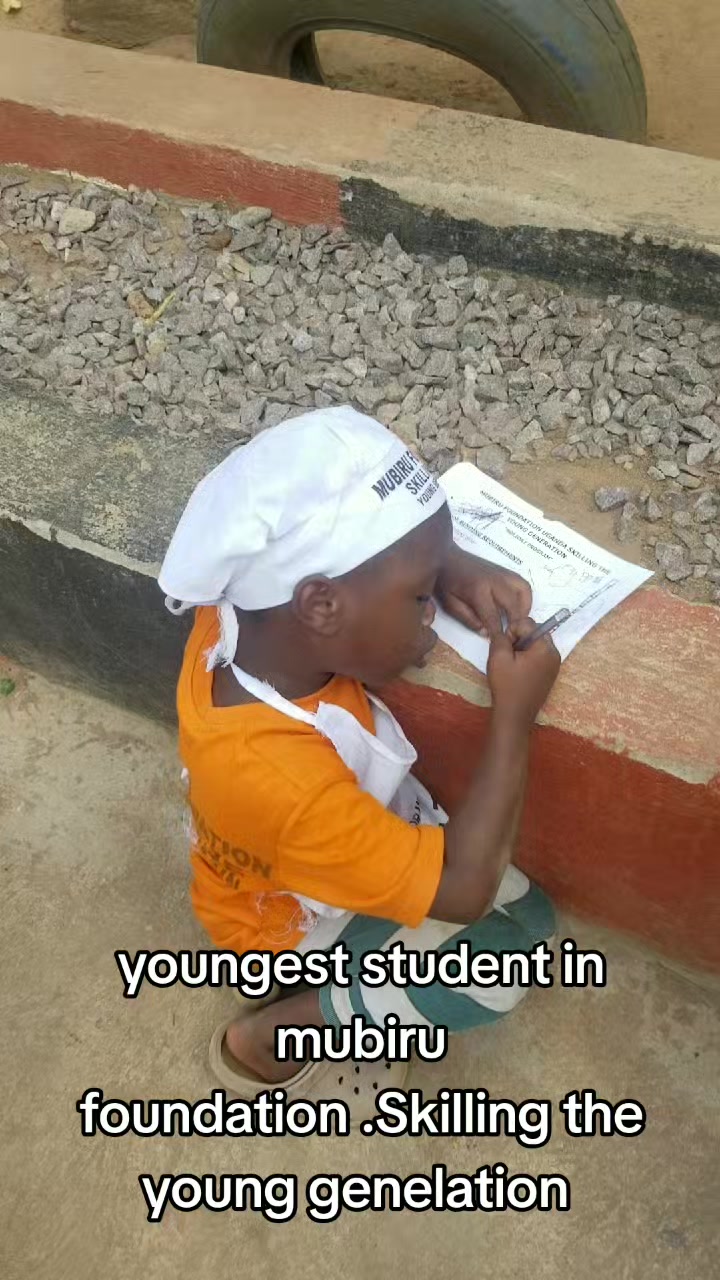 @owebikolwa.Mubiru ismal