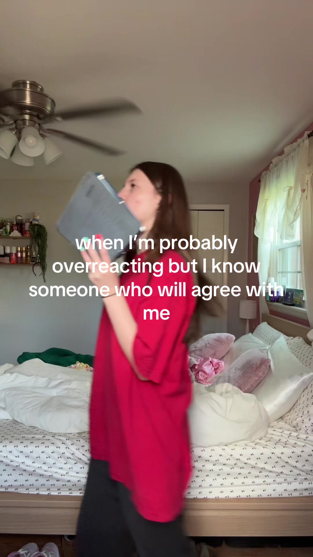 @itsjustcarriee