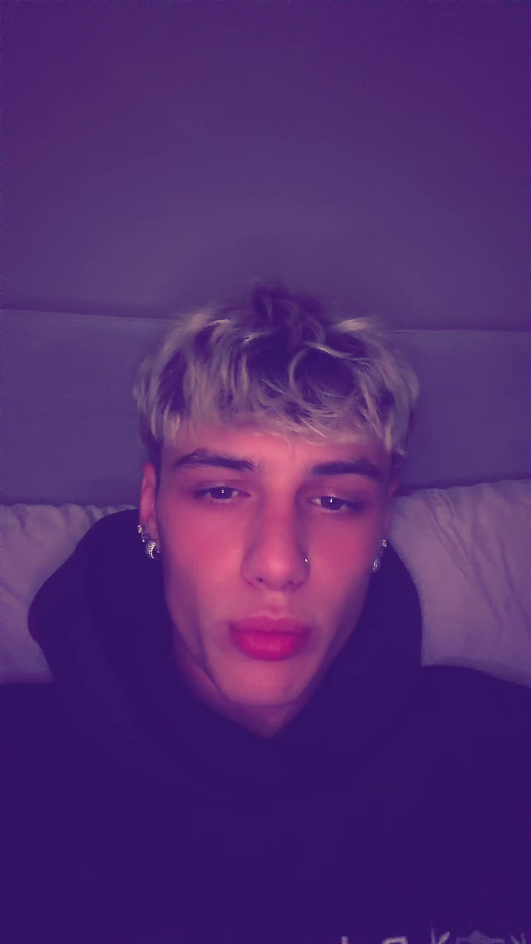 @7