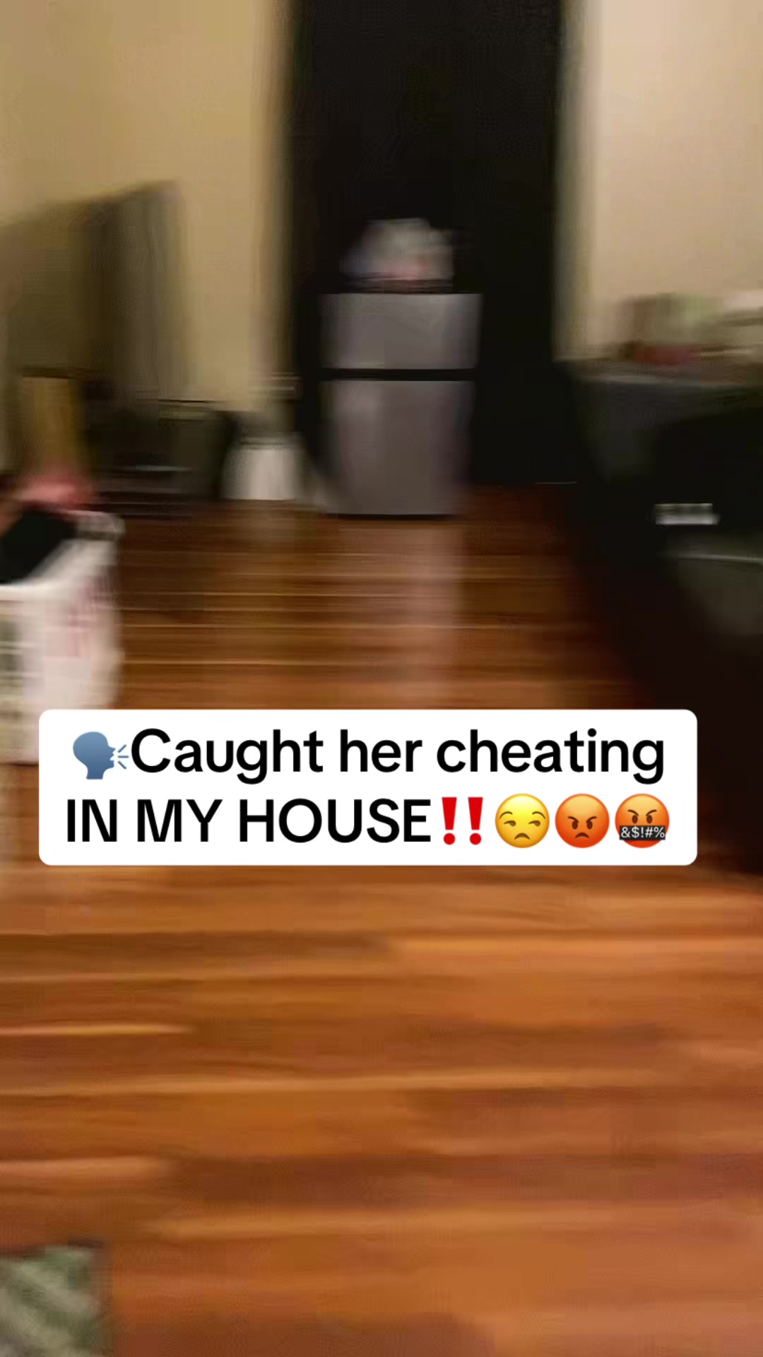 @JustEazz307