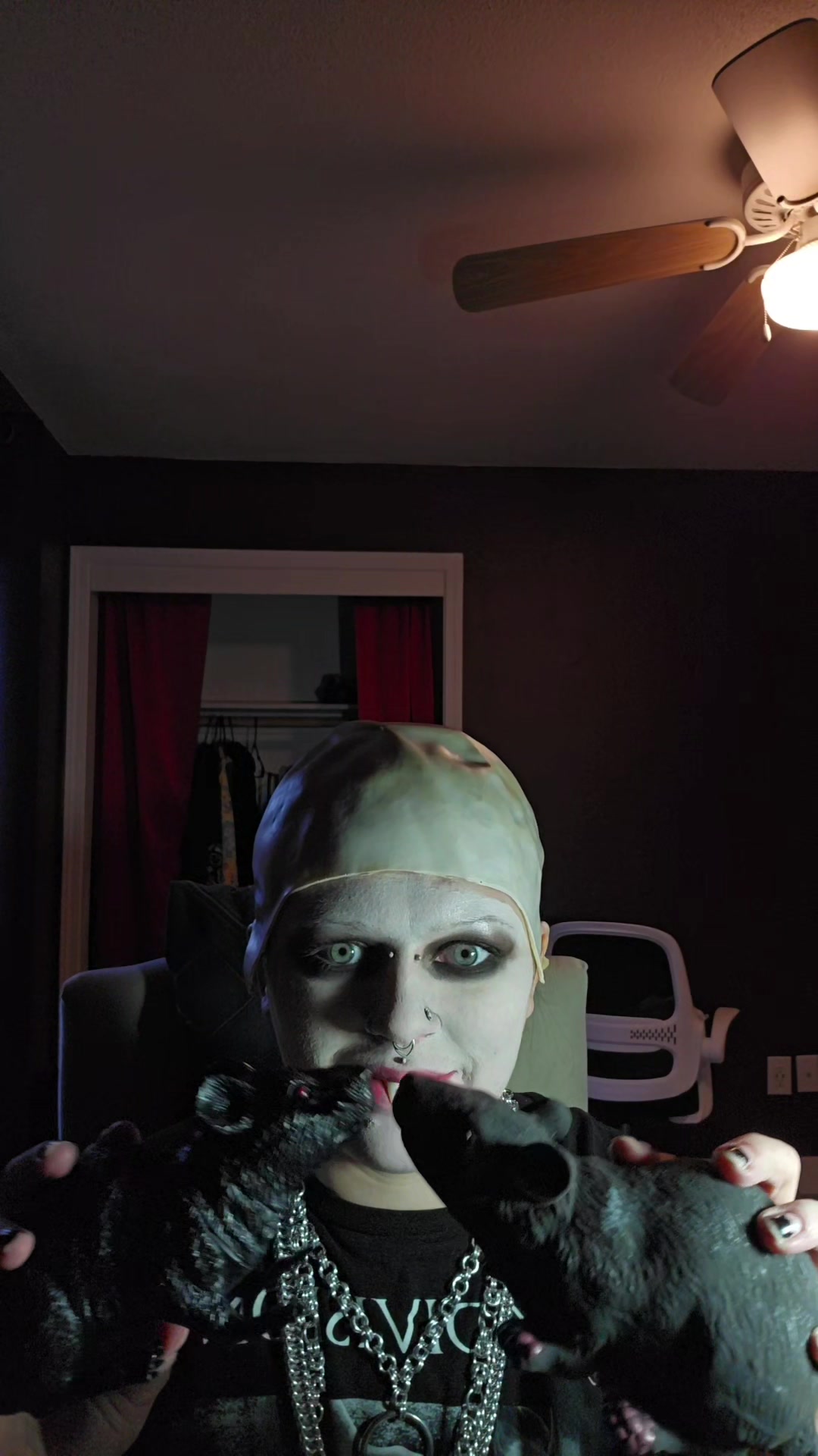 @Mikayla